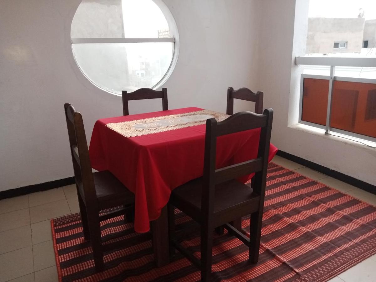 Kakatar Family Residence , Yoff ダカール エクステリア 写真
