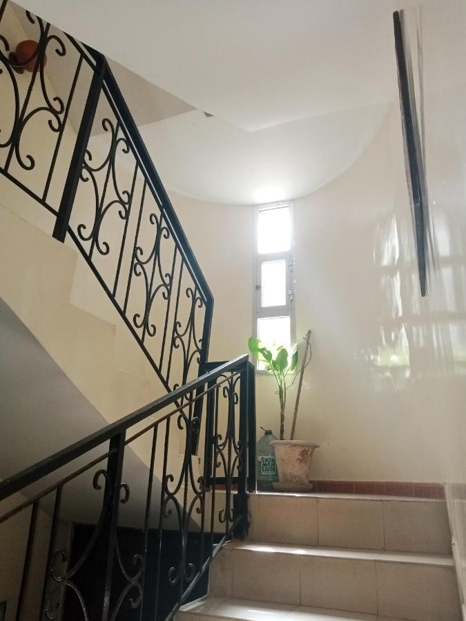 Kakatar Family Residence , Yoff ダカール エクステリア 写真